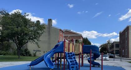 Downtown Suite - Close to Topgolf, Horseshoe Casino, UM Baltimore