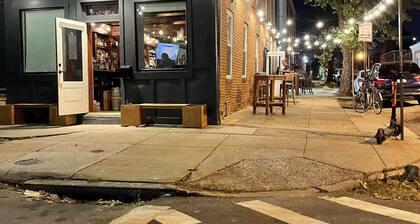 Downtown Suite - Close to Topgolf, Horseshoe Casino, UM Baltimore