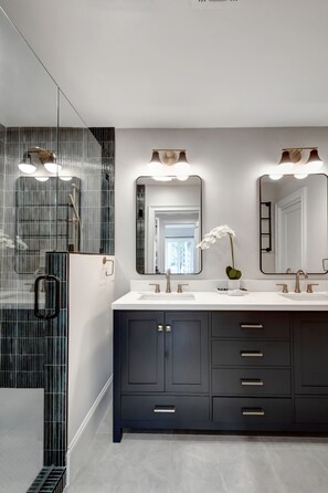 Villa, Multiple Beds, Kitchen (10 Turtle Lane) | Bathroom | Towels - 10 Turtle Lane at The Sea Pines Resort (Hilton Head Island)