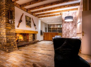 Lounge - La Rencluse (Saint-Mamet)