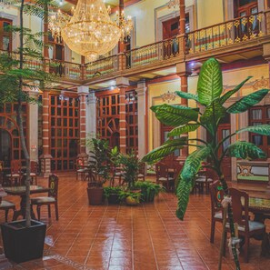 Terrace/patio - Hotel Casona Misiones (Querétaro)