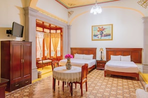Senior Room | Bed sheets - Hotel Casona Misiones (Querétaro)
