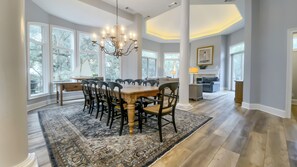 House, Multiple Beds, Balcony, Pool View (21 Green Heron) | Interior