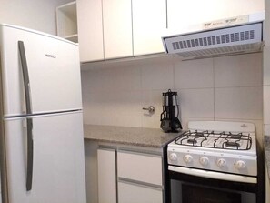 Classic Apartment | Private kitchen | Fridge, microwave, oven, electric kettle