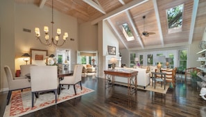 House, Multiple Beds, Kitchen, Pool View (23 Oyster Landing Road) | Dining