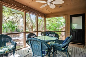 House, Multiple Beds, Kitchen, Pool View (31 S. Beach Lane) | Outdoor dining - 31 S. Beach Lane at The Sea Pines Resort (Hilton Head Island)