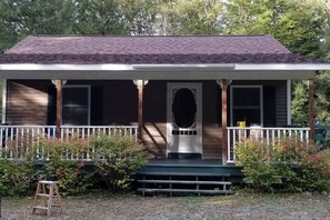 Exterior - Secluded Lumberjack Cabin w/ Hot Tub, Pool & Lake (Haverhill)