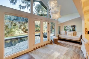 Interior - 33 S. Sea Pines Drive at The Sea Pines Resort (Hilton Head Island)