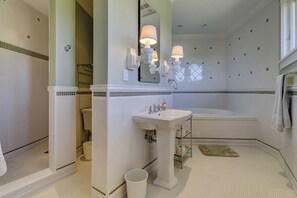 House, Multiple Beds, Balcony, Golf View (38 Windjammer Court) | Bathroom | Towels - 38 Windjammer Court at The Sea Pines Resort (Hilton Head Island)