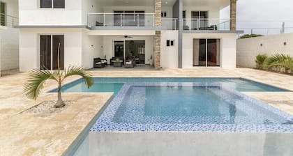 luxury and modern 10Br villa in SOSUA with basketball court