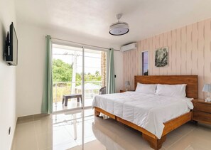 10 chambres, fer et planche à repasser, Wi-Fi gratuit, draps fournis