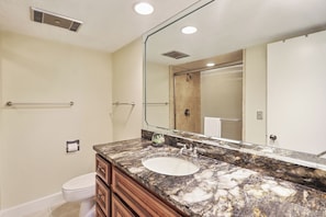 Bathroom - 245 Stoney Creek Villa at The Sea Pines Resort (Hilton Head Island)