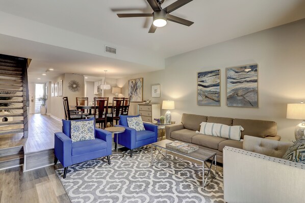 Villa, Multiple Beds, Kitchen, Garden View (294 Stoney Creek Villa) | Living area | 40-inch TV with digital channels
