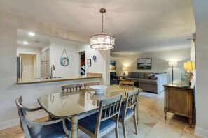 Interior - 540 Plantation Club Villas at The Sea Pines Resort (Hilton Head Island)