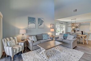 Villa, Multiple Beds, Kitchen, Golf View (563 Ocean Course) | Living area | 40-inch TV with digital channels - 563 Ocean Course at Sea Pines Resort (Hilton Head Island)