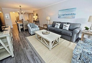 Villa, Multiple Beds, Kitchen, Garden View (904 Cutter Court) | Living area