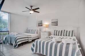 Villa, Multiple Beds, Kitchen, Garden View (908 Cutter Court) | 2 bedrooms, free WiFi, bed sheets - 908 Cutter Court at Sea Pines Resort (Hilton Head Island)