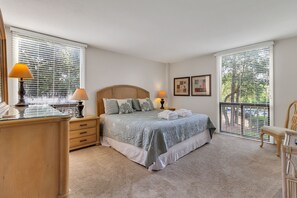 Villa, Multiple Beds, Kitchen, Garden View (911 Cutter Court) | 2 bedrooms, free WiFi, bed sheets - 911 Cutter Court at Sea Pines Resort (Hilton Head Island)