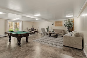 Game room - Maple Grove Guesthouse (Mohnton)
