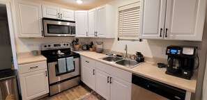 Fridge, microwave, oven, stovetop - Fire Pit Evenings • Golf Cart Access • Near Historic Downtown  (St. Augustine)