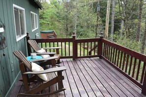 Terrace/patio - Cozy White Mountain Cabin w/ Hot Tub & Fireplace. (Lisbon)