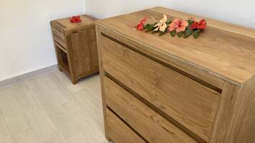 Basic-Haus | 2 Schlafzimmer, schallisolierte Zimmer, kostenloses WLAN, Bettwäsche