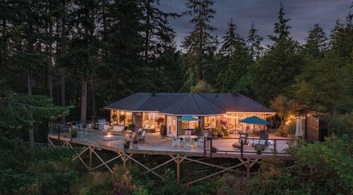 A's on the Bay - Family Retreat