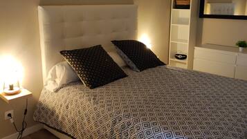 2 chambres, fer et planche Ă repasser, Wi-Fi gratuit, draps fournis