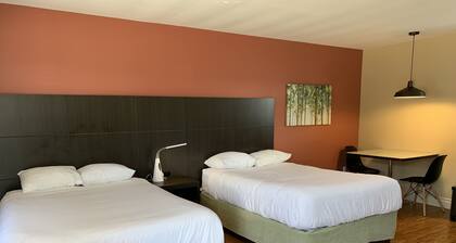 Parlee Beach Motel