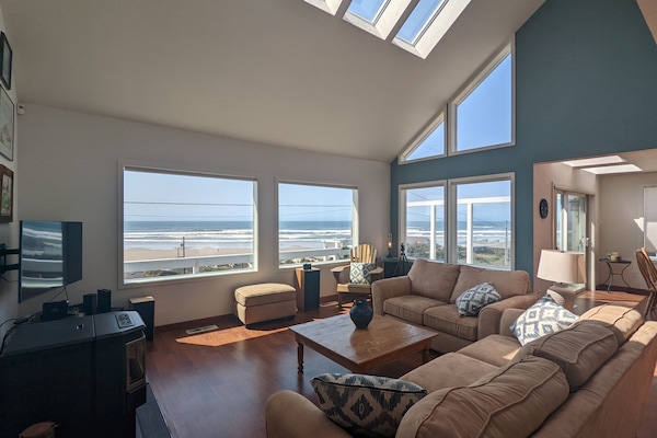 The great room at Poseidon's Paradise - sweeping ocean views.