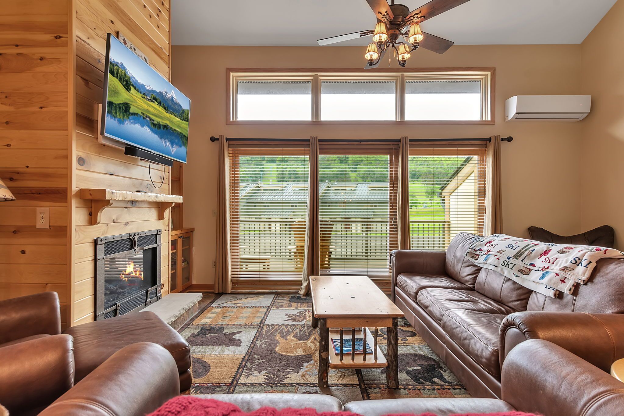 Updated Townouse Across From Holiday Valley - Walk To Ski Lifts, Pool And Golf . - Salamanca