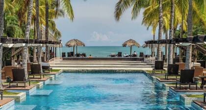 Stylish & Quiet ~ Breathtaking Laguna Views ~Pool