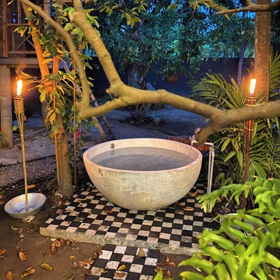 Family beach house - 1 min walk to beach