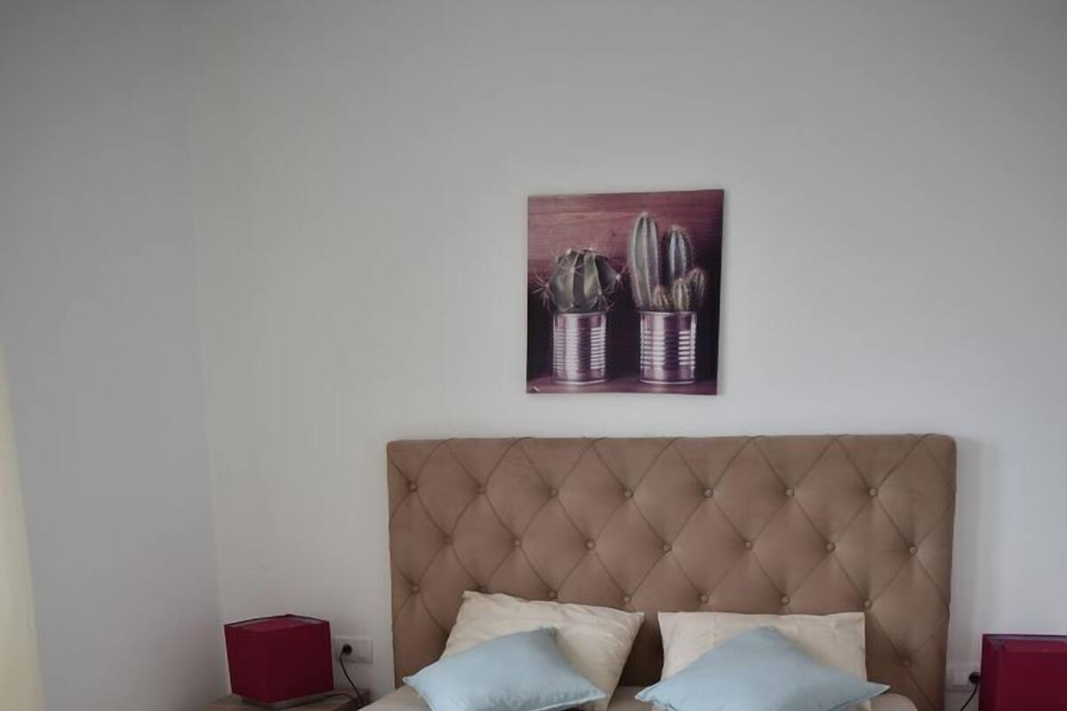 1 bedroom, free WiFi, bed sheets