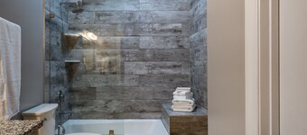 Historic Front St Loft w/Sauna! Best location in Heart of Downtown Wilmington