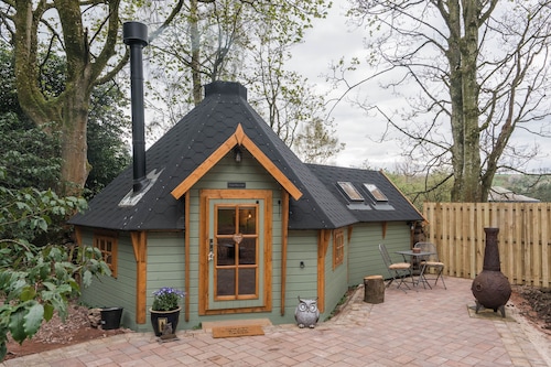 1-bed Cabin, 2 Adults, Outdoor Bath & Wood Burner