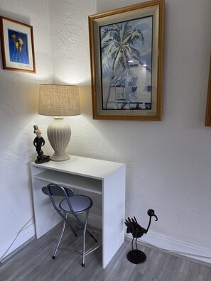 Interior - Papakea Oceanview Condo! Beautiful Views! Non-Smoking (Lahaina)