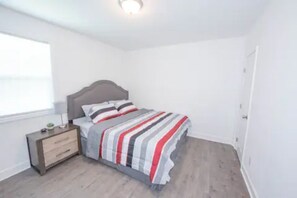 3 bedrooms, iron/ironing board, free WiFi, bed sheets