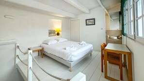 4 bedrooms, free WiFi