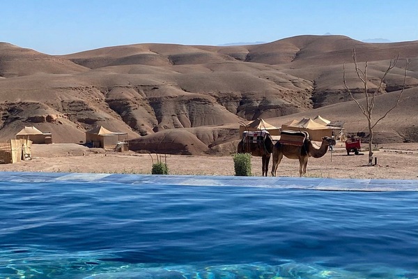 2 buitenzwembaden, gratis zwembadcabana's en parasols bij het zwembad