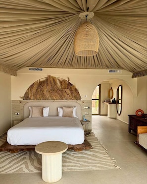 Egyptian cotton sheets, premium bedding, pillow-top beds, minibar - Agafay Luxury camp (Agafay)