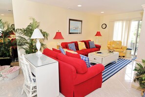 40-inch TV with cable channels - 946 Cutter Court at Sea Pines Resort (Hilton Head Island)