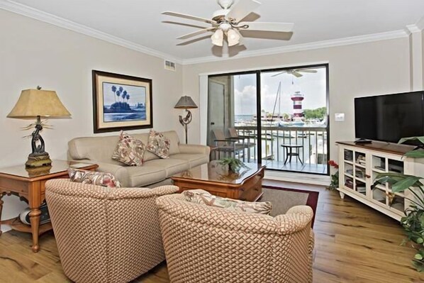 40-inch TV with cable channels