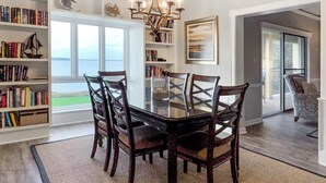 Dining - 1087 Lighthouse I at The Sea Pines Resort (Hilton Head Island)