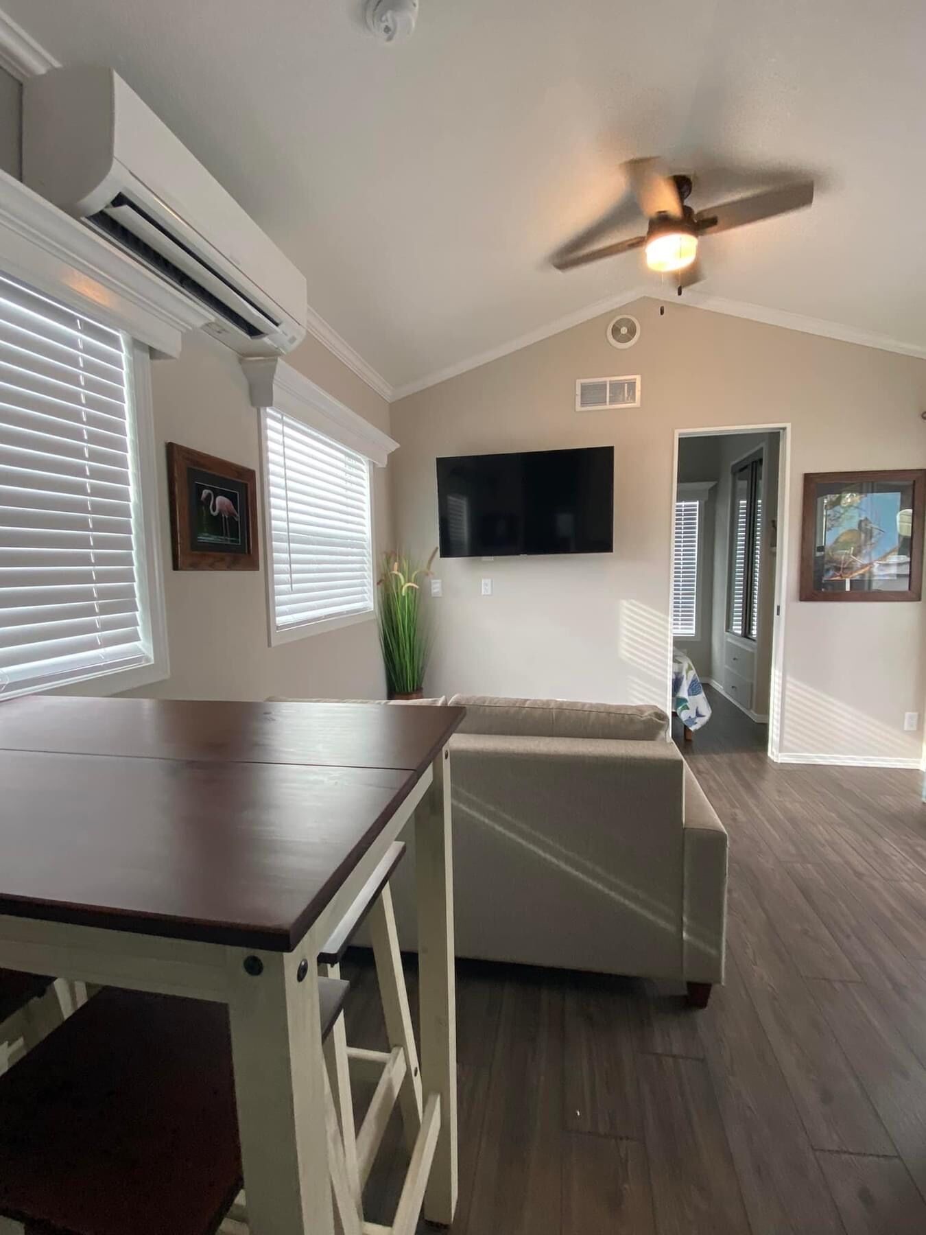 Smart-tv och en stereo