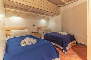 2 sovrum, strykjärn/strykbräda, wi-fi och sängkläder