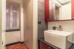 Dusch, hårtork och bidé