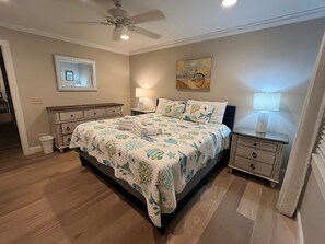 Villa, 1 King-Bett und Schlafsofa, Küche (2336 Racquet Club) | 1 Schlafzimmer, kostenloses WLAN, Bettwäsche
