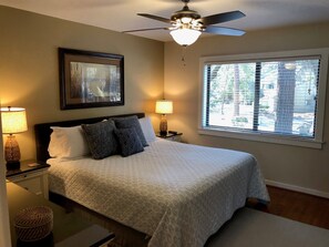 1 bedroom, free WiFi, bed sheets - 2352 Racquet Club at The Sea Pines Resort (Hilton Head Island)
