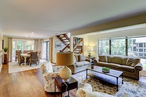 Villa, Multiple Beds, Kitchen (2447 Inland Harbour) | Living area | 40-inch TV with digital channels
